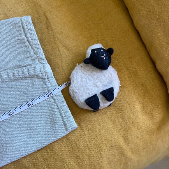 Dr. Collectors Ecru Jeans // Small // Made in USA - Picture 8 of 9